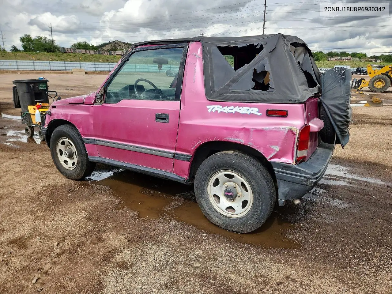 1993 Geo Tracker VIN: 2CNBJ18U8P6930342 Lot: 55040576