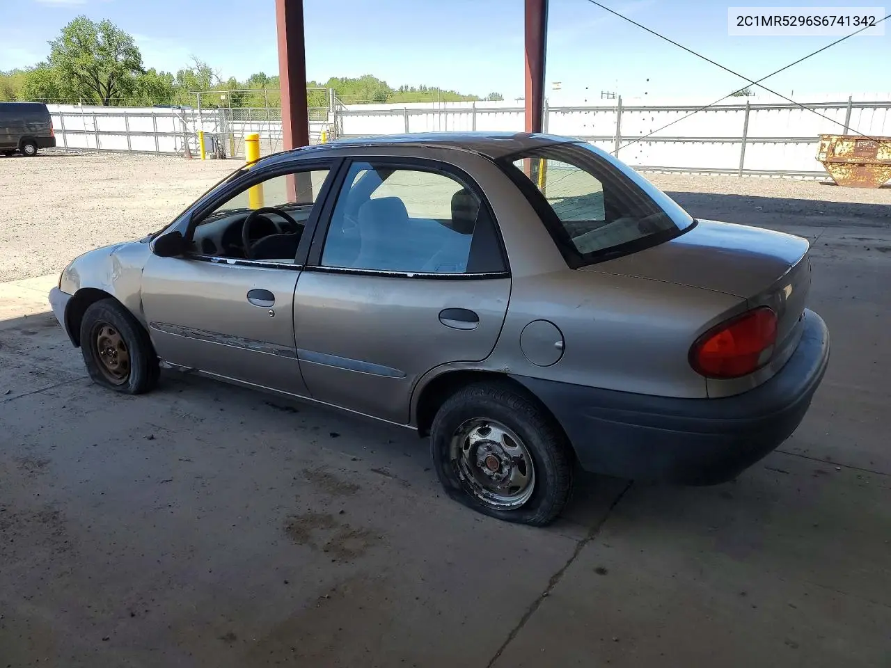 1995 Geo Metro Base VIN: 2C1MR5296S6741342 Lot: 52943666