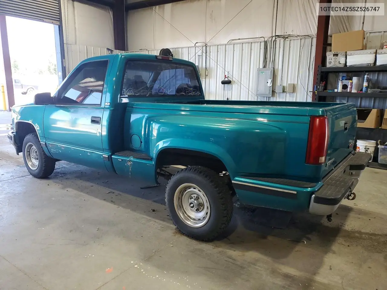 1995 GMC Sierra C1500 VIN: 1GTEC14Z5SZ526747 Lot: 56302556
