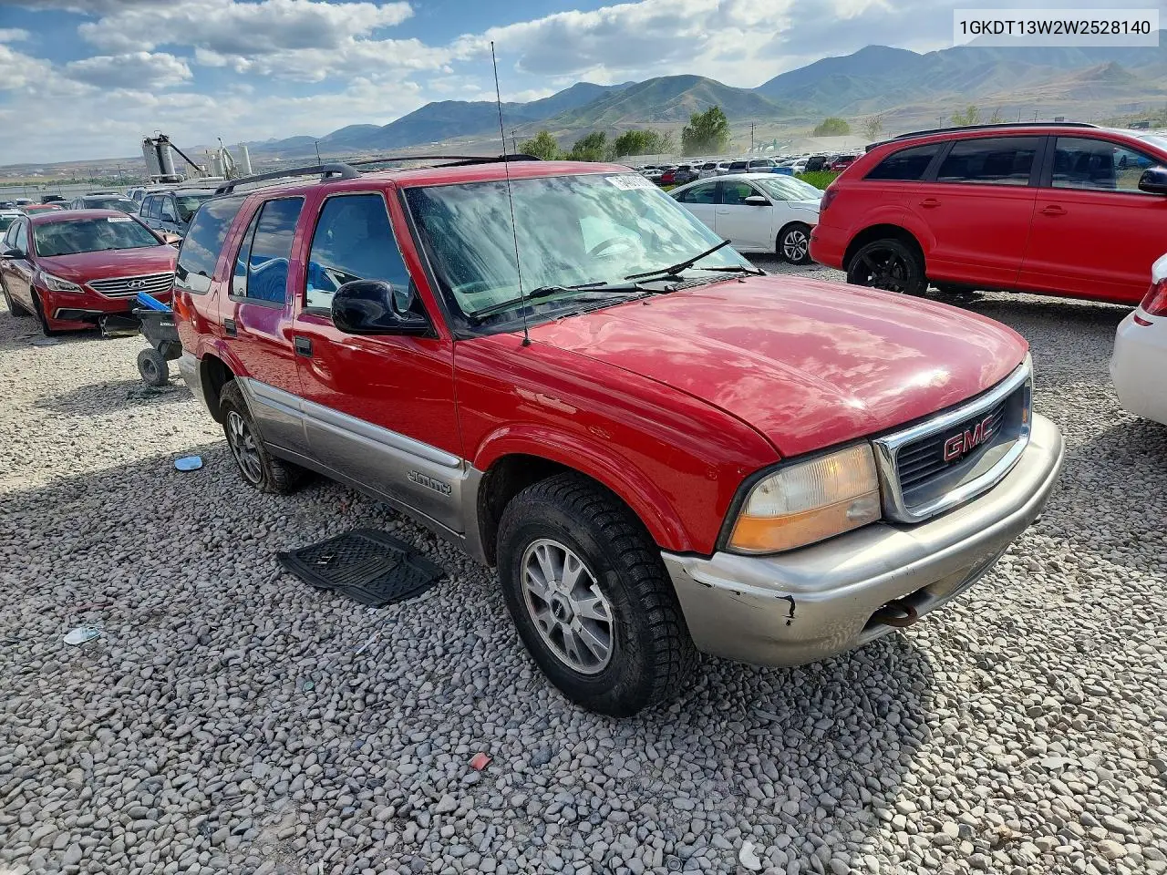 1998 GMC Jimmy VIN: 1GKDT13W2W2528140 Lot: 54891816