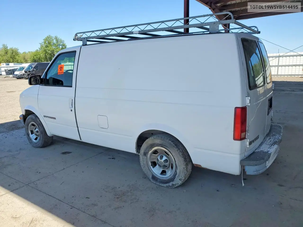 2000 GMC Safari Xt VIN: 1GTDL19W5YB514495 Lot: 52943616