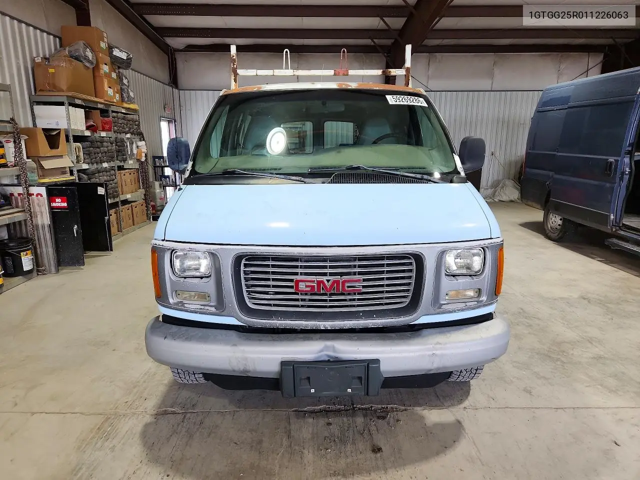 2001 GMC Savana G2500 VIN: 1GTGG25R011226063 Lot: 59269286