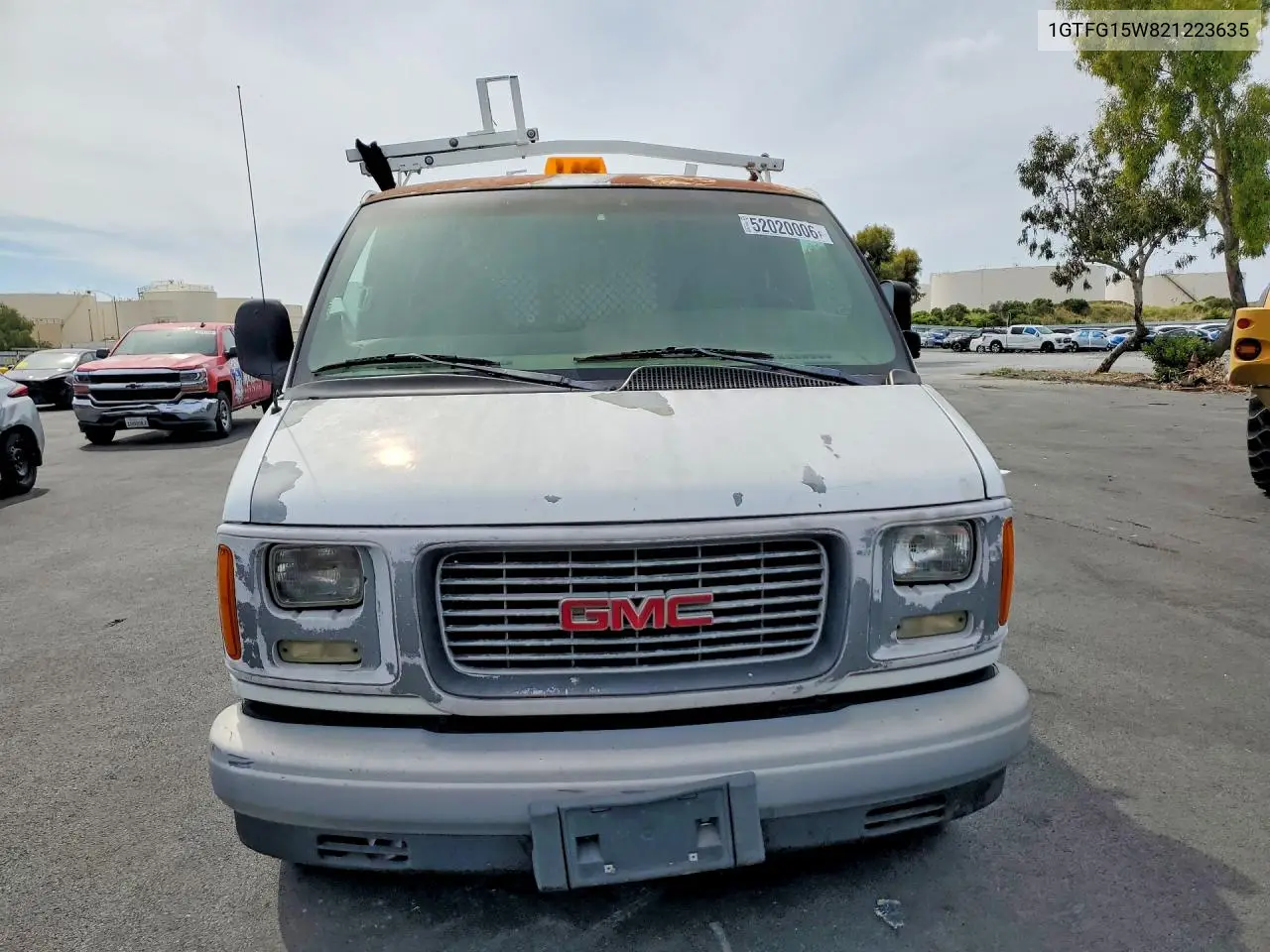 2002 GMC Savana G1500 VIN: 1GTFG15W821223635 Lot: 52020006