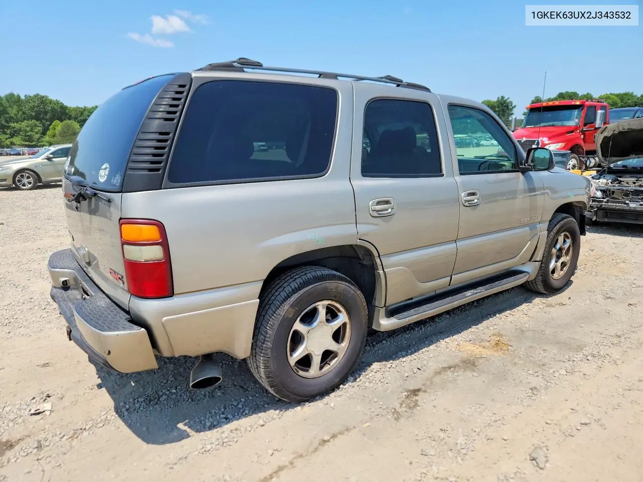 1GKEK63UX2J343532 2002 GMC Denali