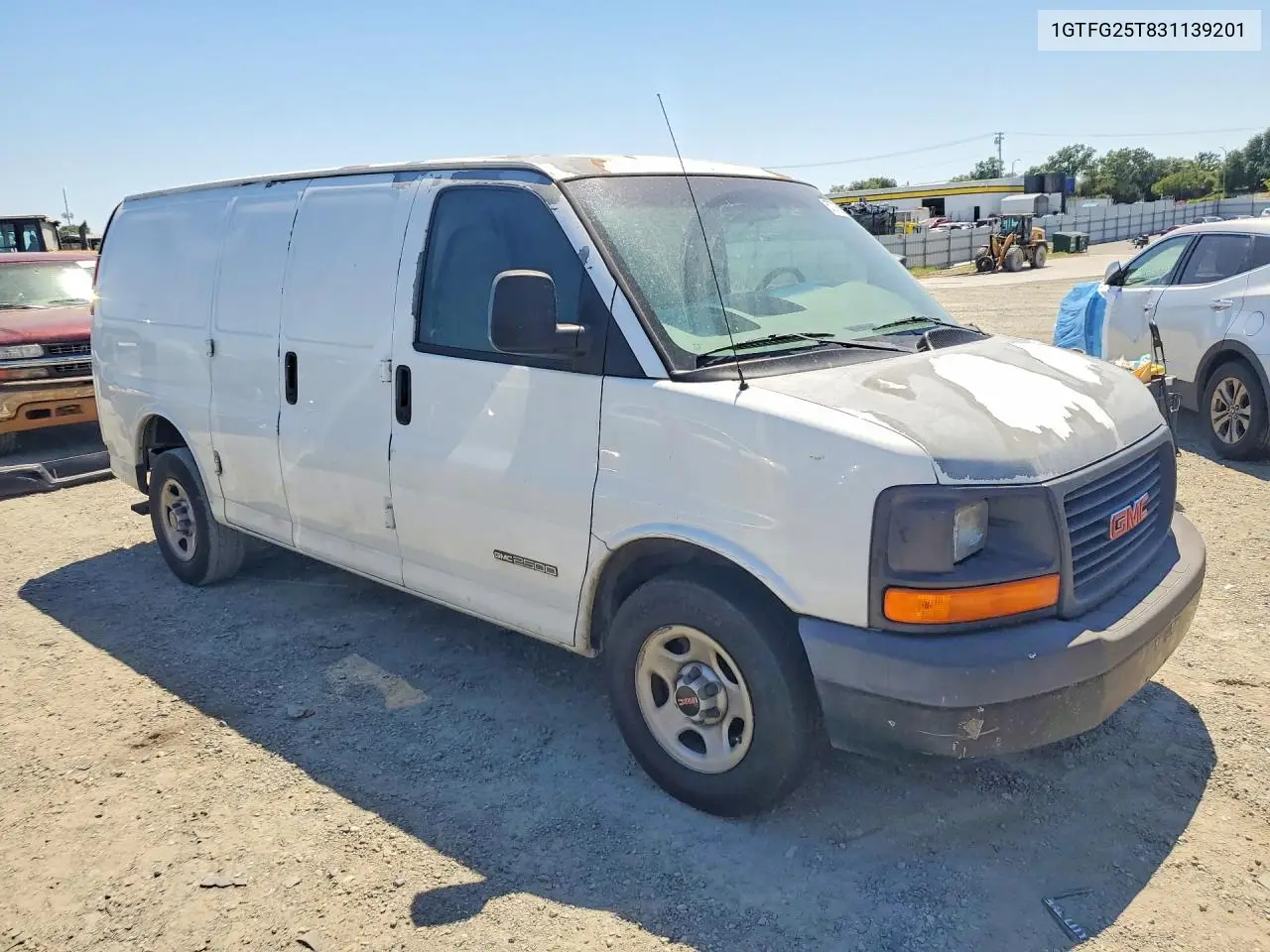 2003 GMC Savana G2500 VIN: 1GTFG25T831139201 Lot: 57076676
