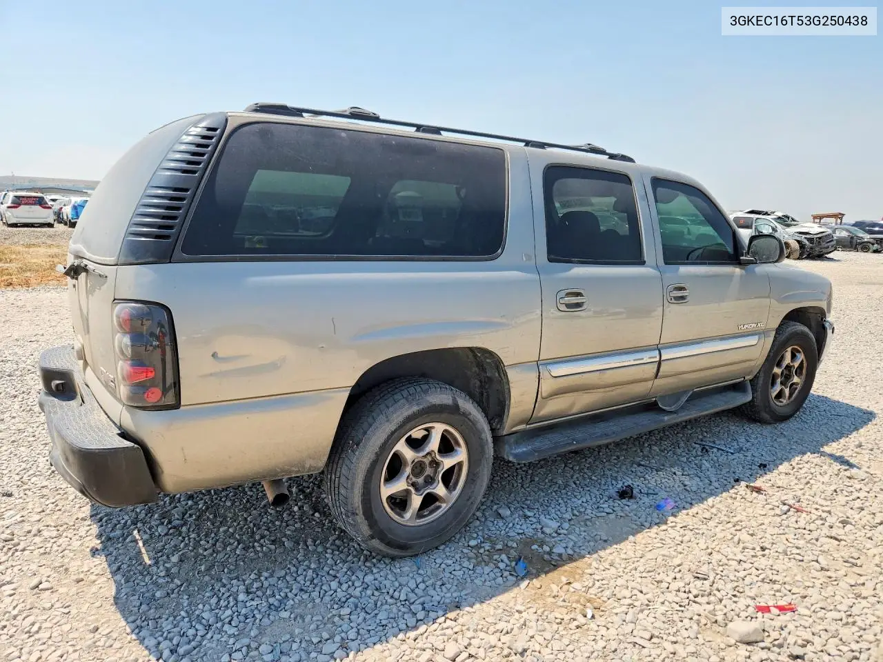 2003 GMC Yukon Xl C1500 VIN: 3GKEC16T53G250438 Lot: 58241856