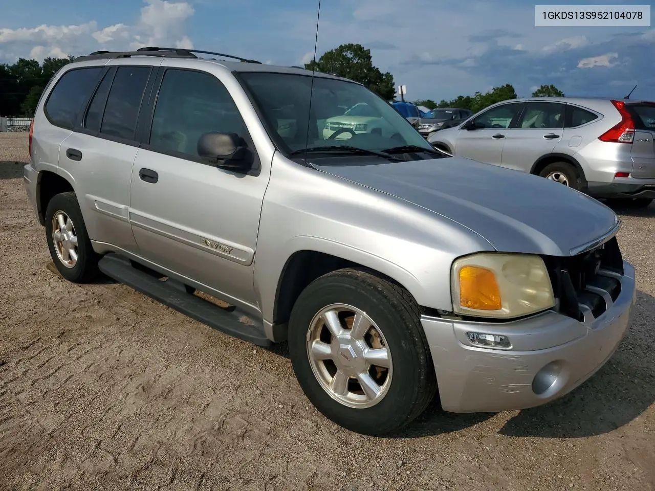 2005 GMC Envoy VIN: 1GKDS13S952104078 Lot: 57931586
