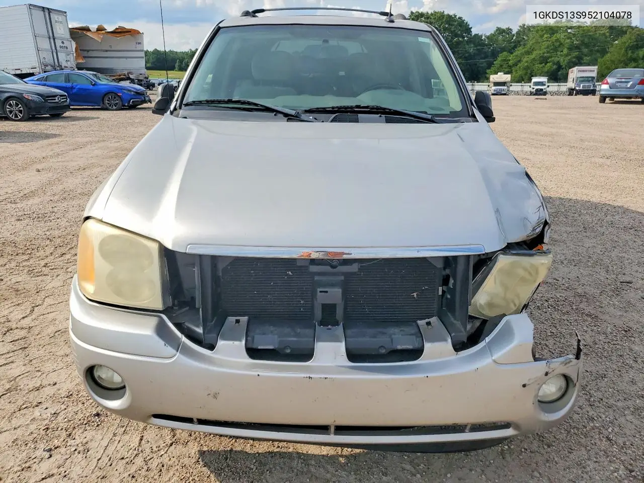 2005 GMC Envoy VIN: 1GKDS13S952104078 Lot: 57931586