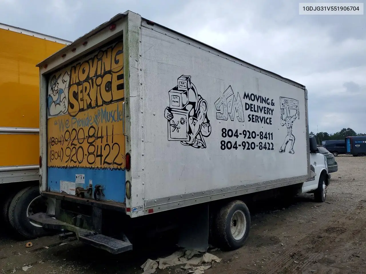 2005 GMC Savana Cutaway G3500 VIN: 1GDJG31V551906704 Lot: 60015046