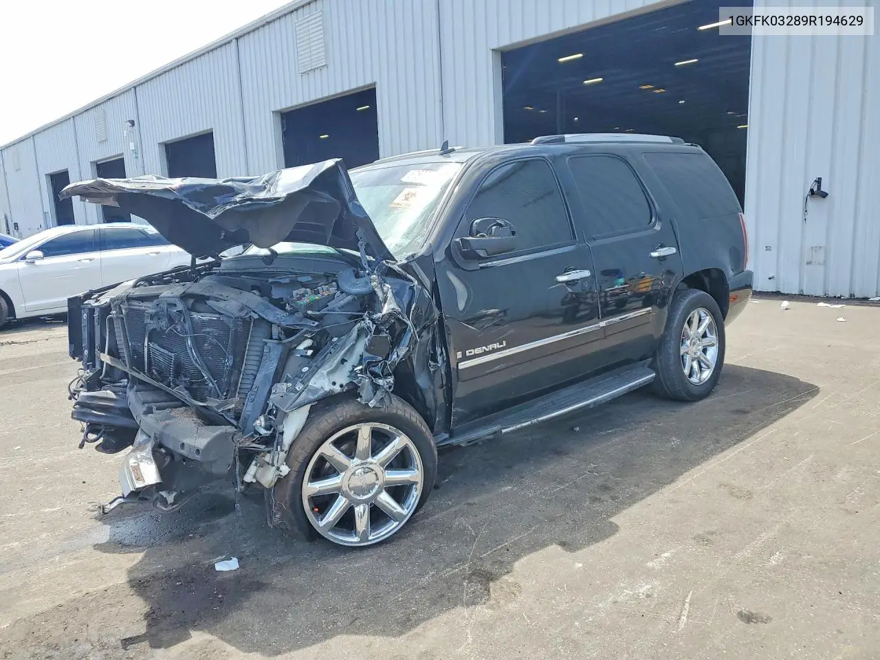 2009 GMC Yukon Denali VIN: 1GKFK03289R194629 Lot: 57670016