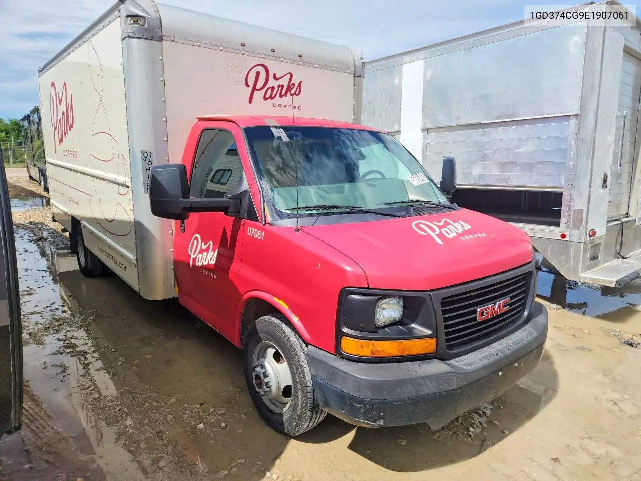 2014 GMC Savana Box Truck VIN: 1GD374CG9E1907061 Lot: 56638496