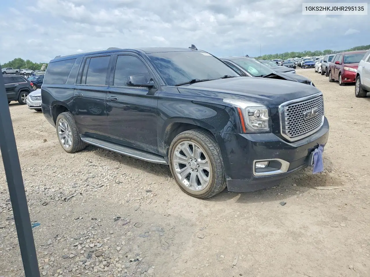 2017 GMC Yukon Xl Denali VIN: 1GKS2HKJ0HR295135 Lot: 57026766