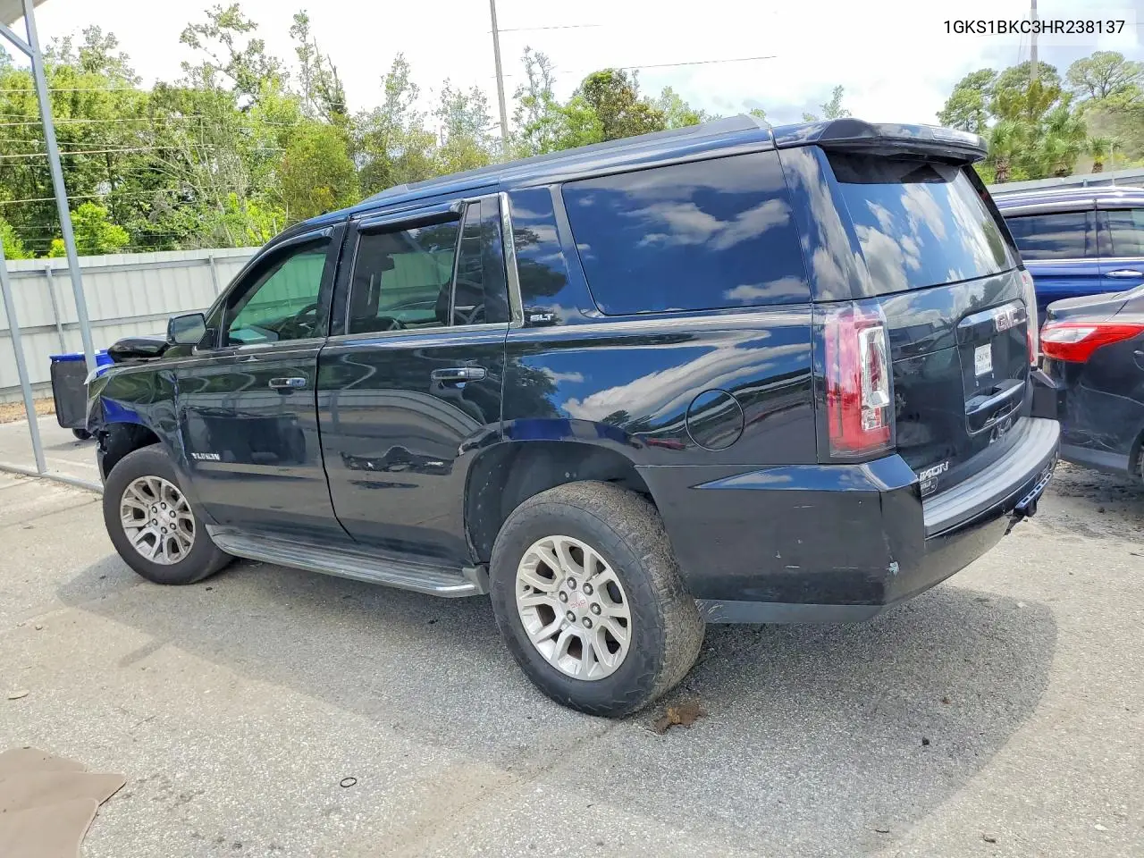 2017 GMC Yukon Slt VIN: 1GKS1BKC3HR238137 Lot: 58118856