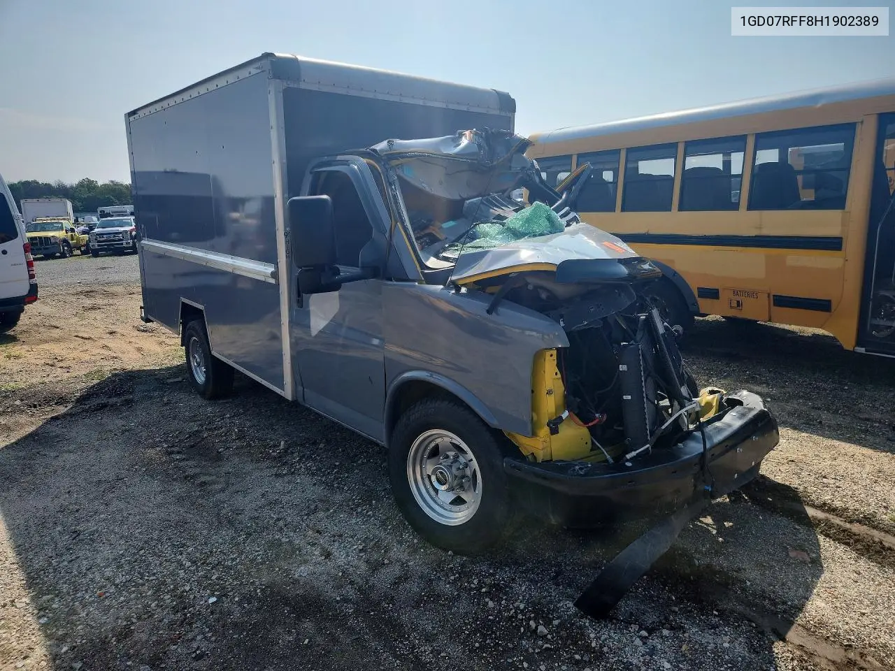 2017 GMC Savana Box Truck VIN: 1GD07RFF8H1902389 Lot: 59191576