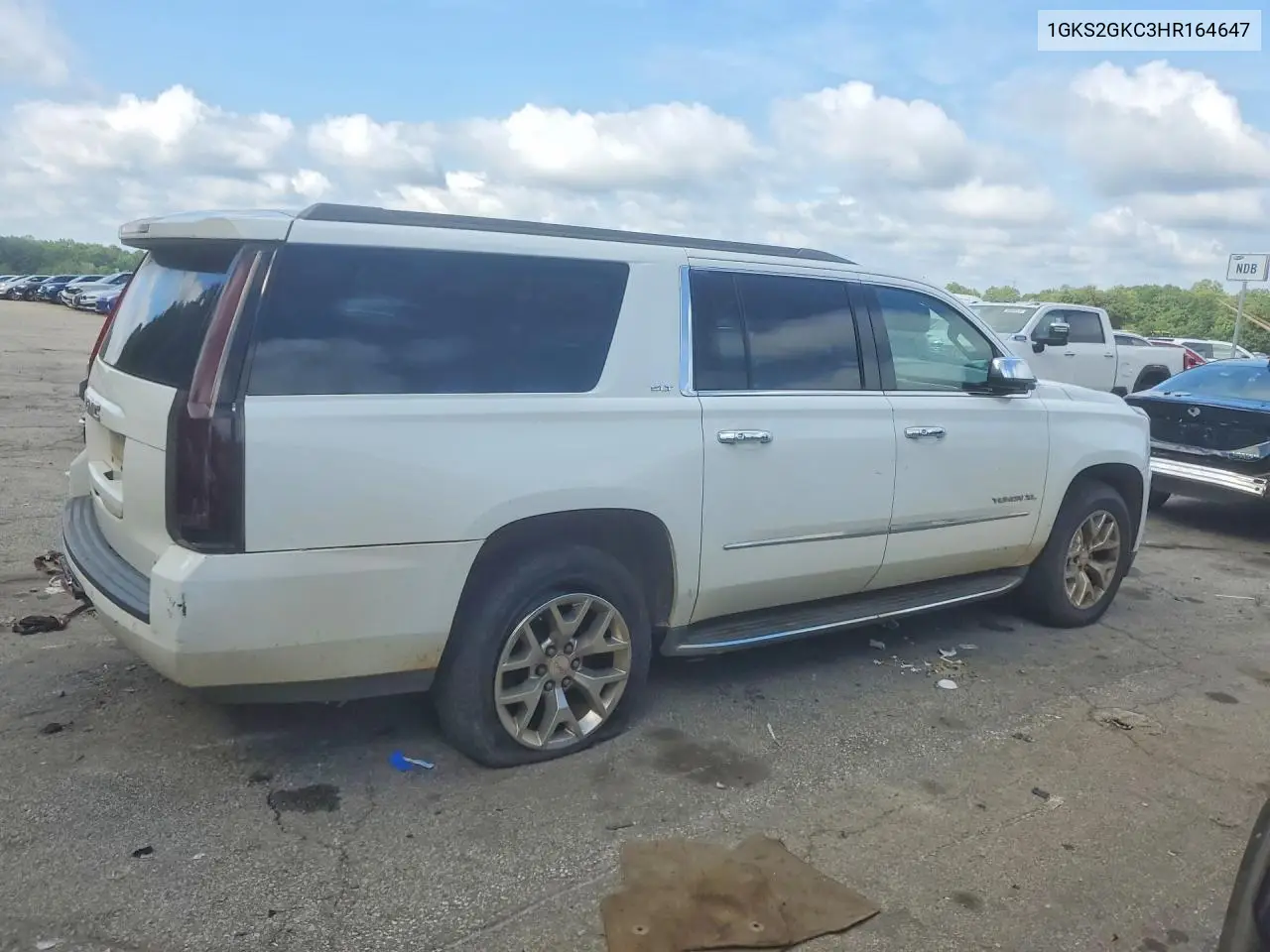 2017 GMC Yukon Xl K1500 Slt VIN: 1GKS2GKC3HR164647 Lot: 61414656