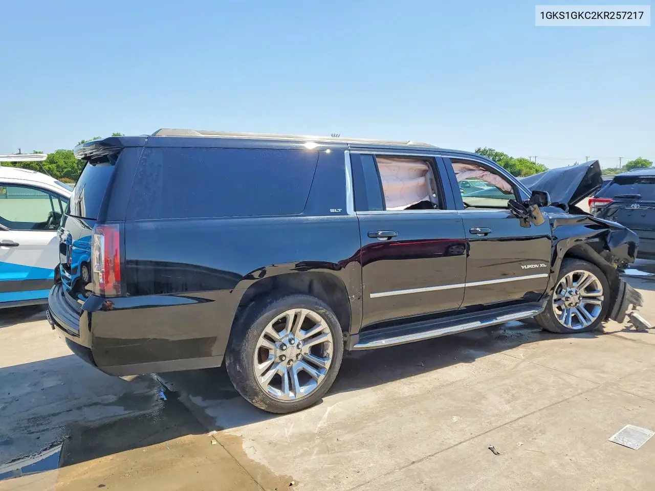 2019 GMC Yukon Xl C1500 Slt VIN: 1GKS1GKC2KR257217 Lot: 53378126