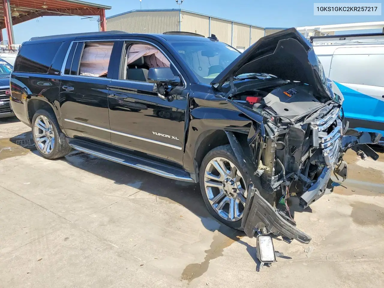 2019 GMC Yukon Xl C1500 Slt VIN: 1GKS1GKC2KR257217 Lot: 53378126