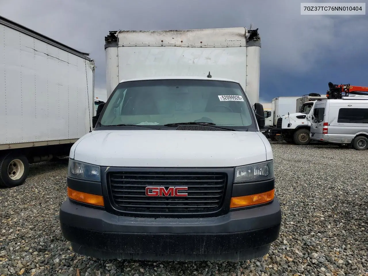 2022 GMC Savana Box Truck VIN: 7GZ37TC76NN010404 Lot: 52099926