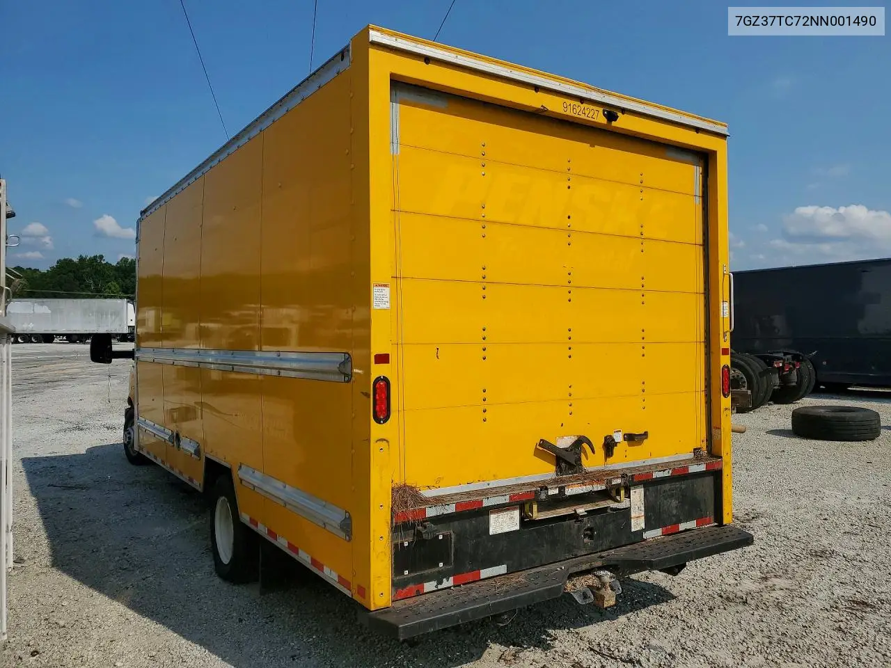 2022 GMC Savana Box Truck VIN: 7GZ37TC72NN001490 Lot: 57409266