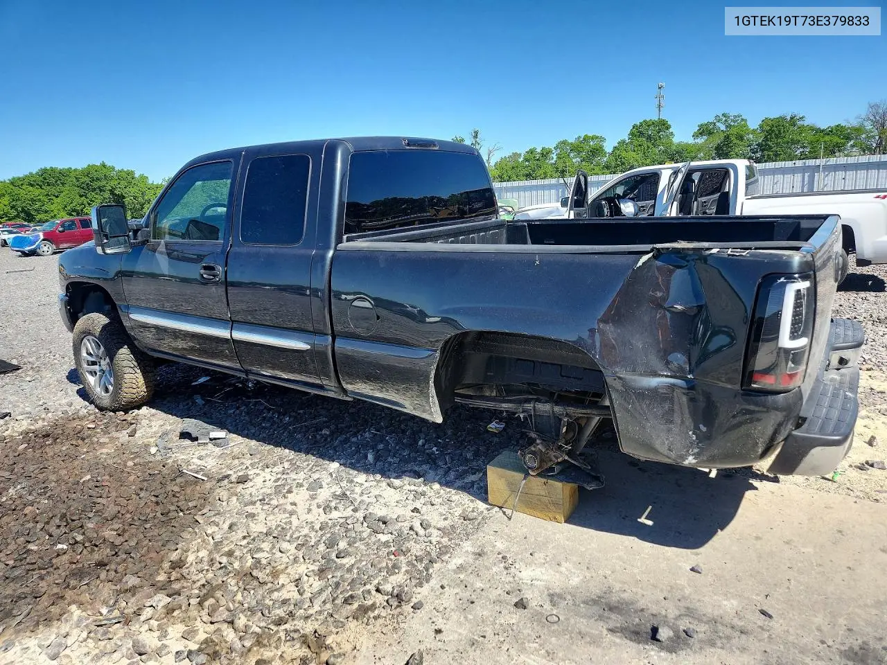 2003 GMC 1500 VIN: 1GTEK19T73E379833 Lot: 52010176