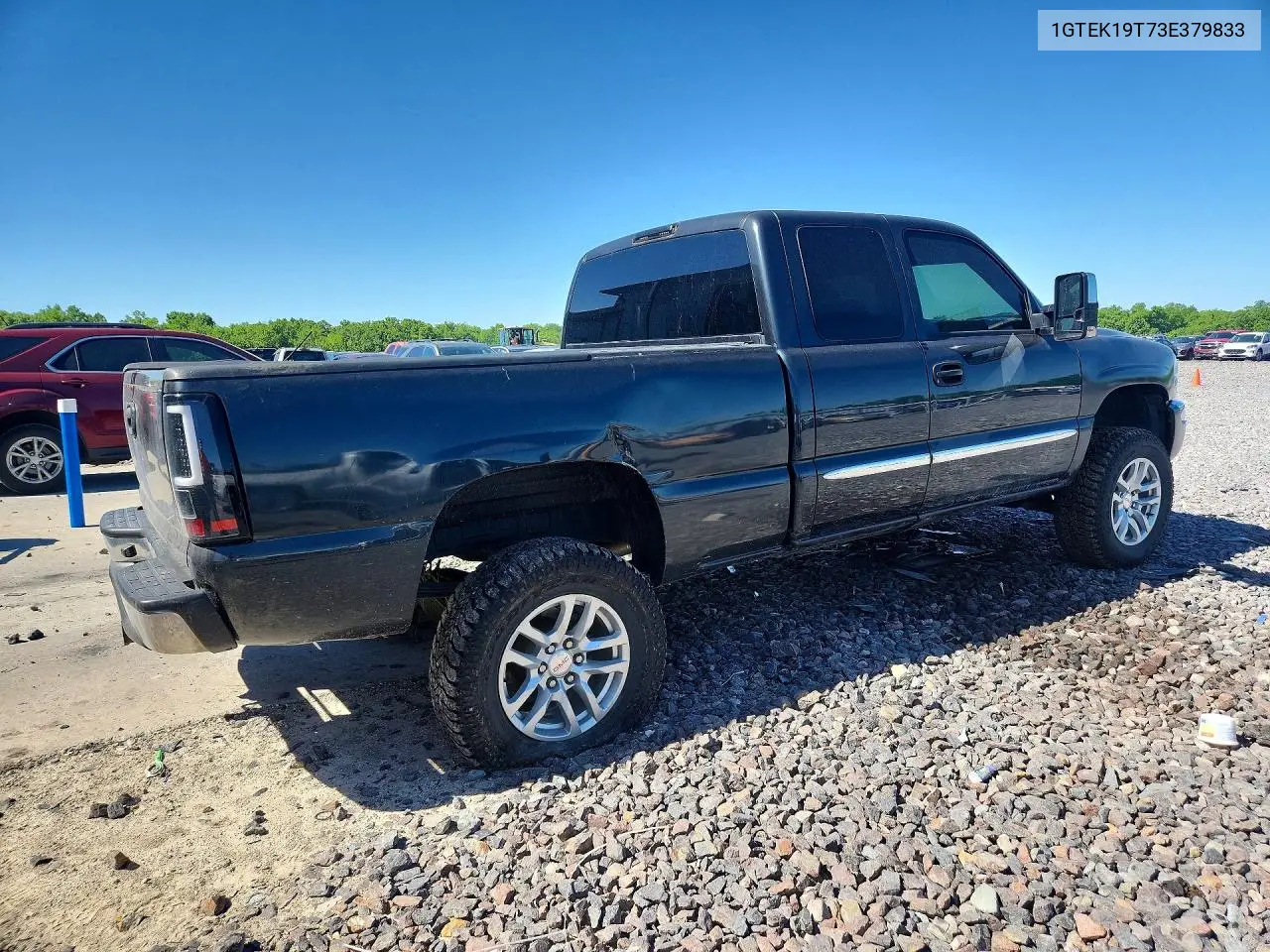 2003 GMC 1500 VIN: 1GTEK19T73E379833 Lot: 52010176
