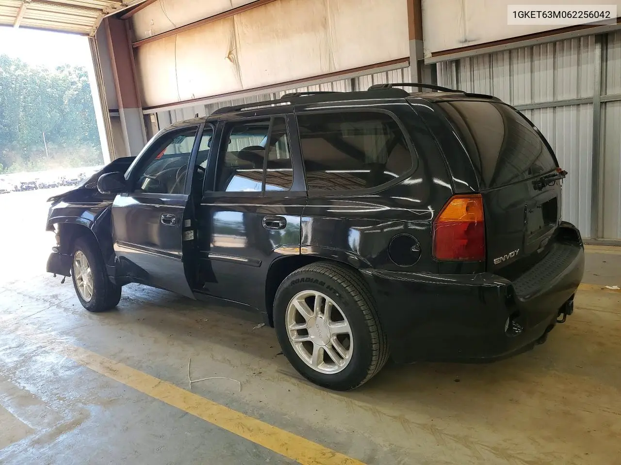 2006 GMC Envoy Denali VIN: 1GKET63M062256042 Lot: 61535186
