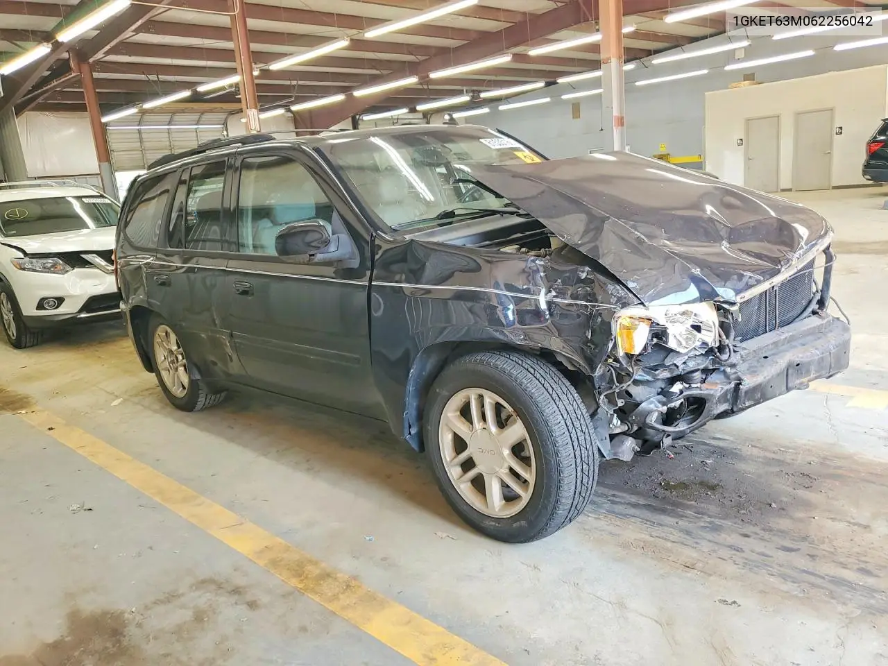 2006 GMC Envoy Denali VIN: 1GKET63M062256042 Lot: 61535186