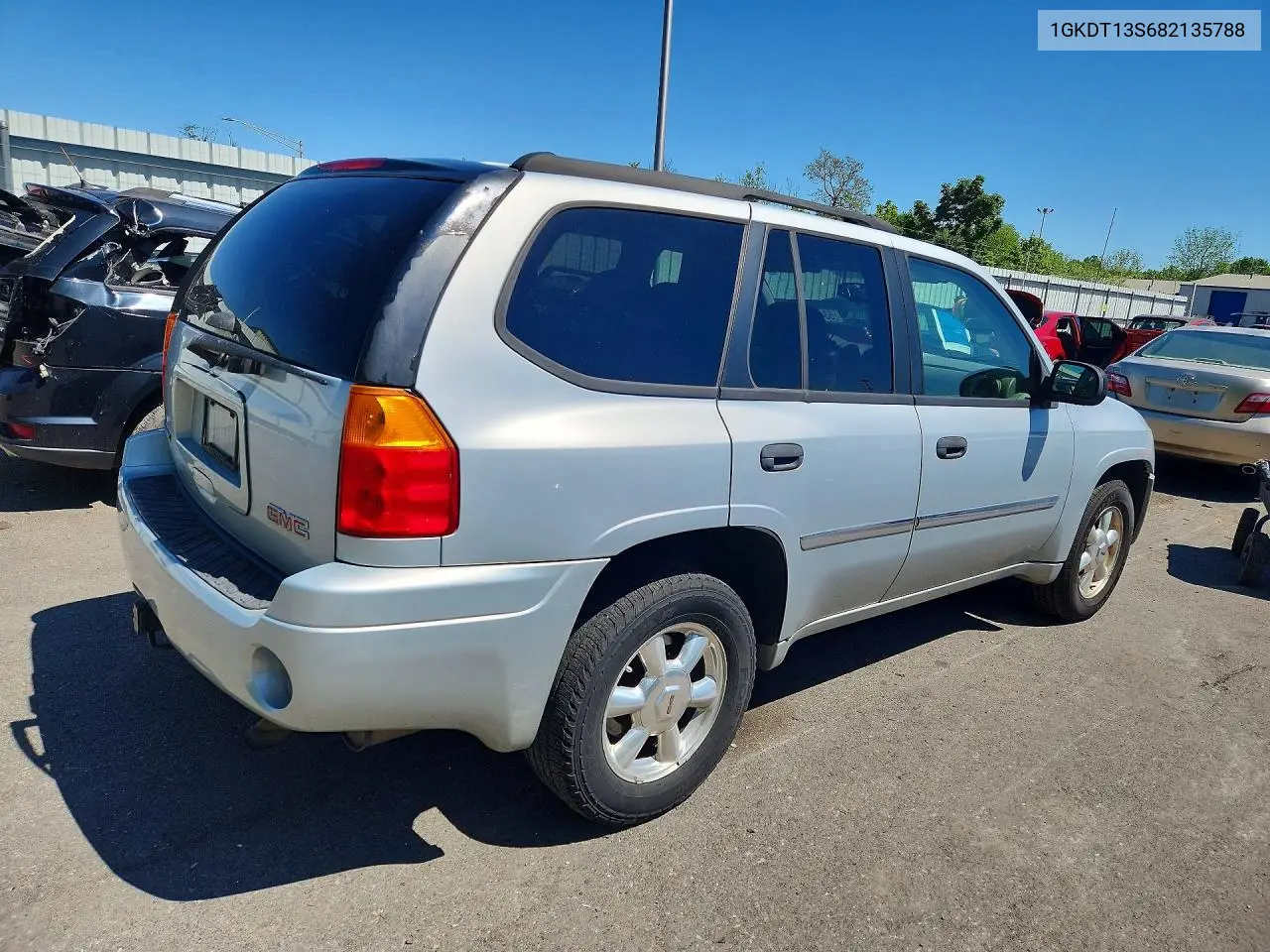 2008 GMC Envoy VIN: 1GKDT13S682135788 Lot: 53480356