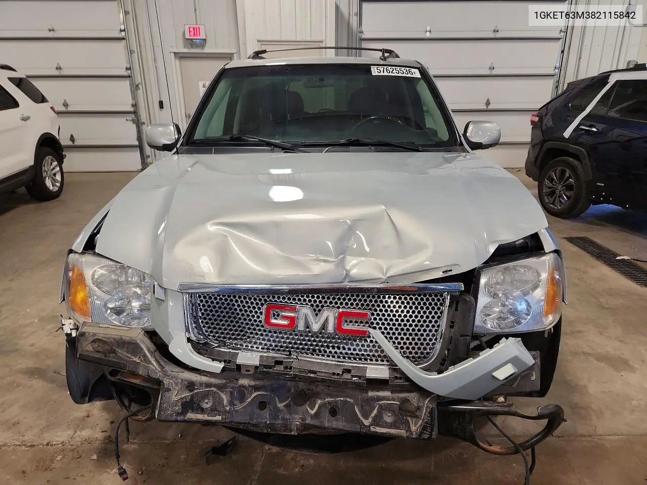 2008 GMC Envoy Denali VIN: 1GKET63M382115842 Lot: 57625536