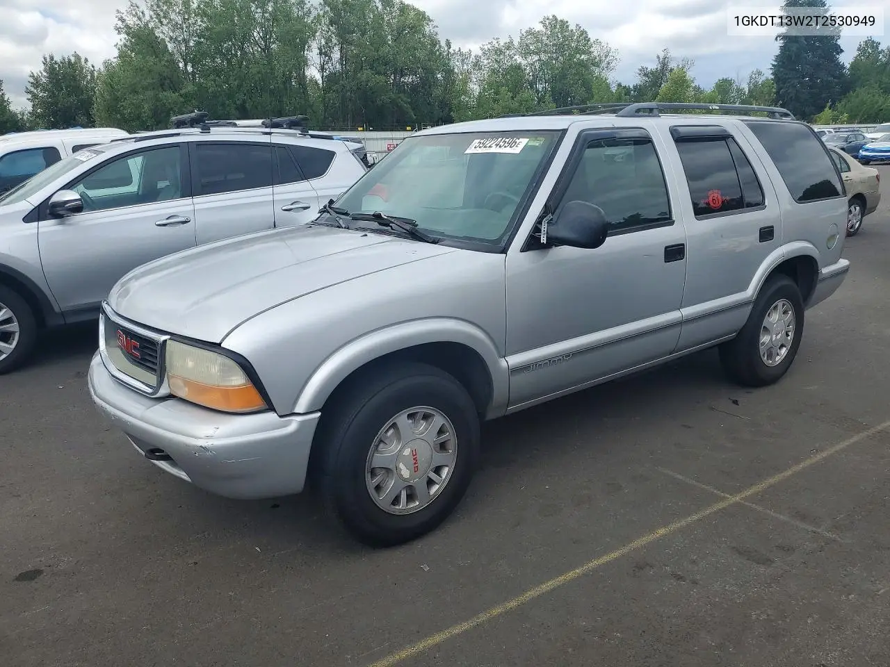1996 GMC Jimmy VIN: 1GKDT13W2T2530949 Lot: 59224596