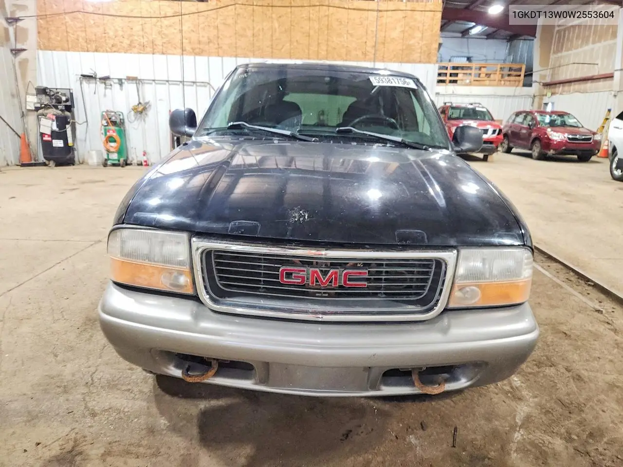 1998 GMC Jimmy VIN: 1GKDT13W0W2553604 Lot: 59381756