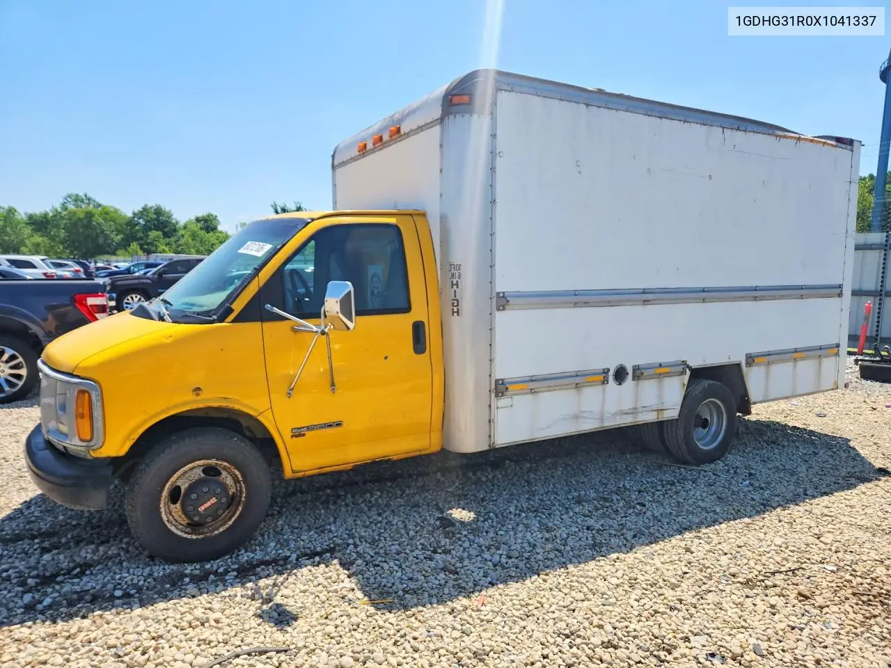 1999 GMC Savana Box Truck VIN: 1GDHG31R0X1041337 Lot: 60312106