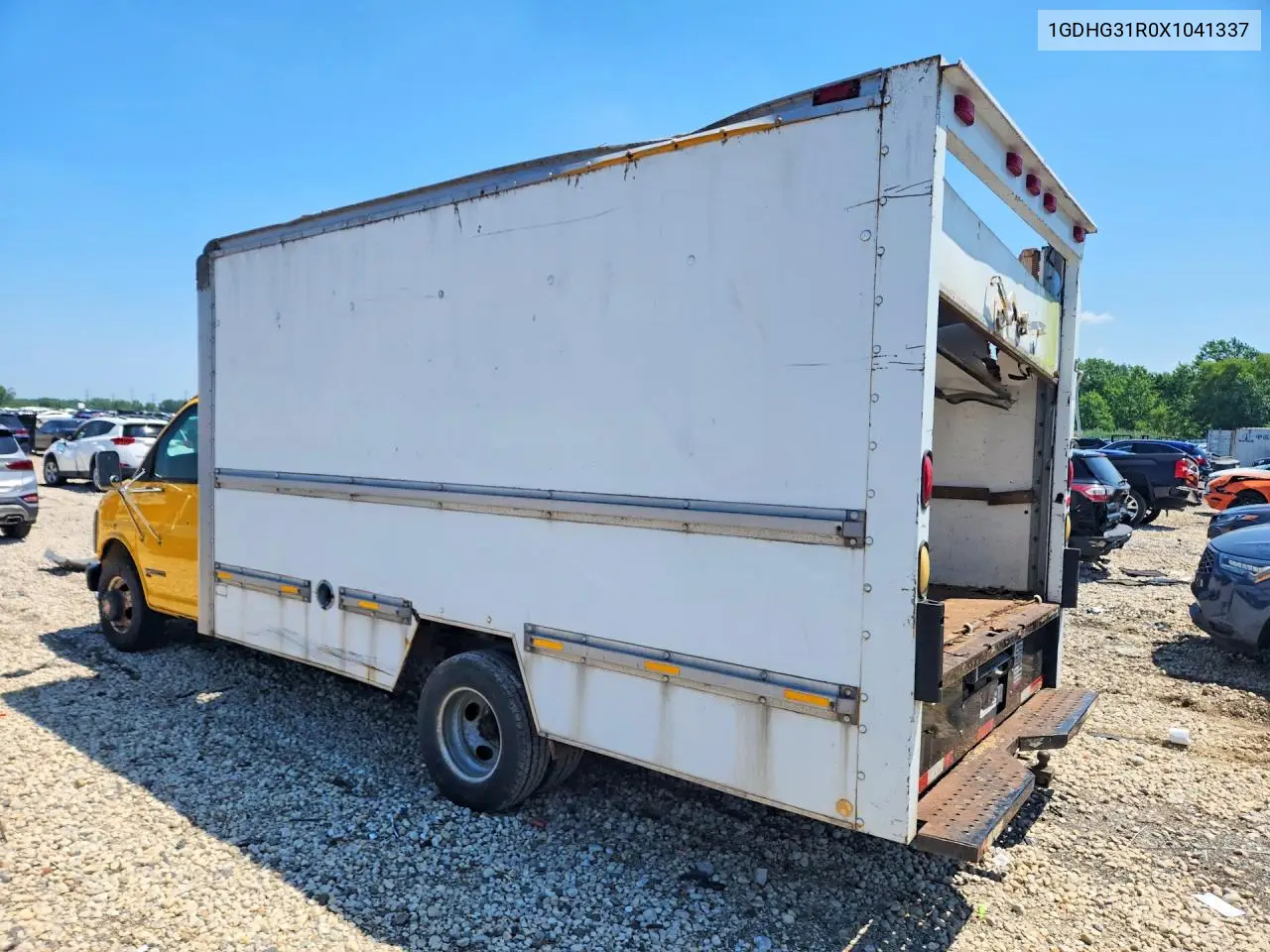 1999 GMC Savana Box Truck VIN: 1GDHG31R0X1041337 Lot: 60312106