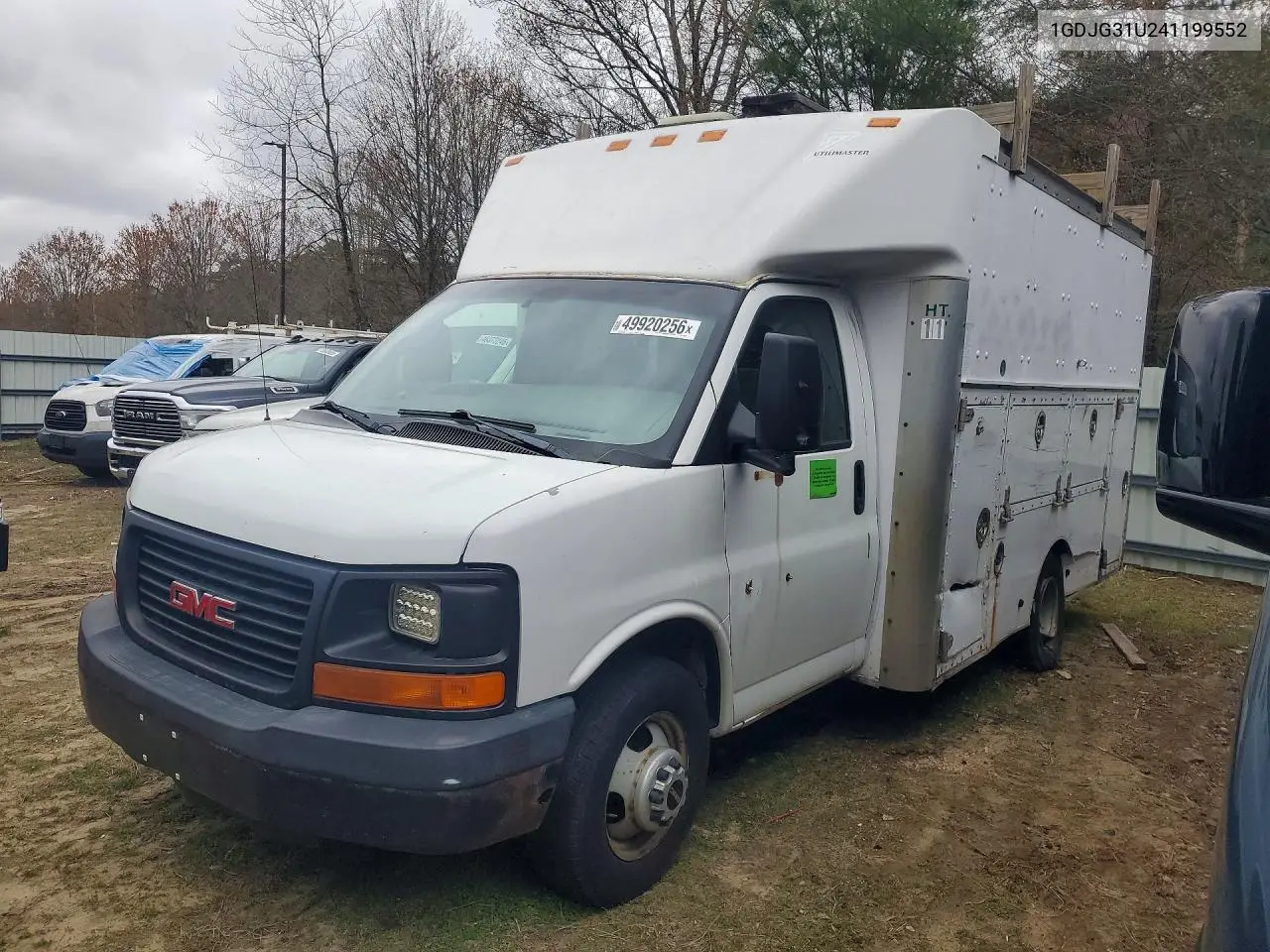 2004 GMC Savana Cutaway G3500