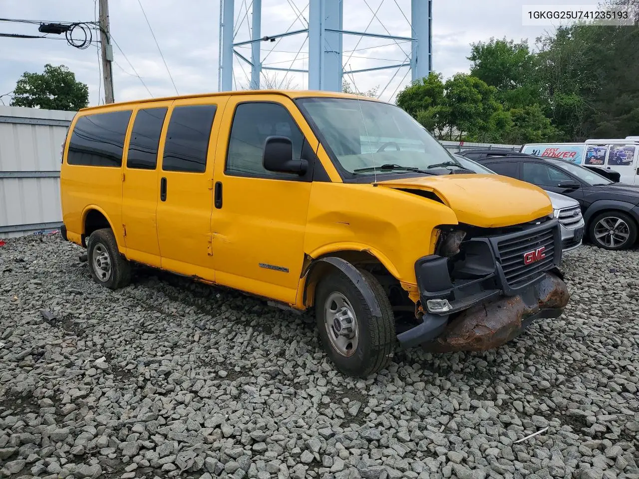 2004 GMC Savana G2500 VIN: 1GKGG25U741235193 Lot: 58887126