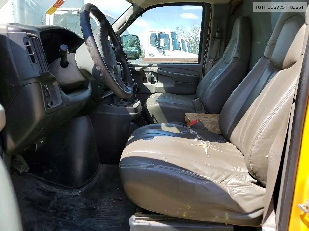2005 GMC Savana G3500 VIN: 1GTHG35V251183651 Lot: 52514526