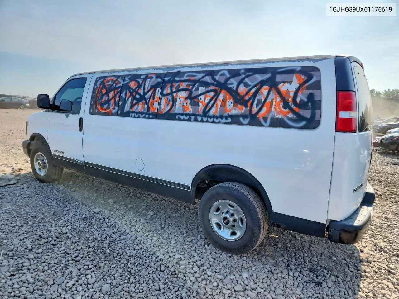 2006 GMC Savana G3500 VIN: 1GJHG39UX61176619 Lot: 58660596