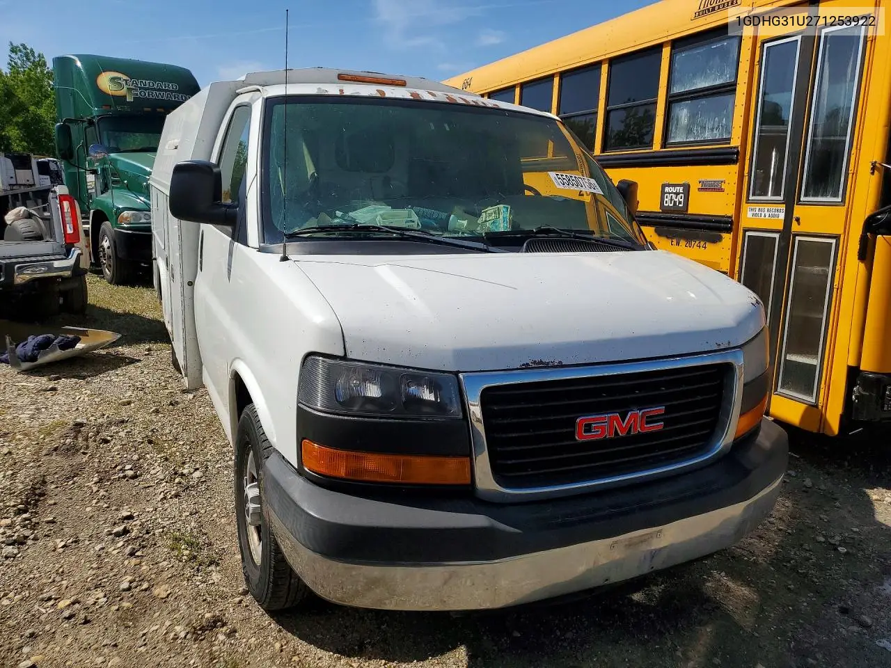 2007 GMC Savana Cutaway G3500 VIN: 1GDHG31U271253922 Lot: 55850756