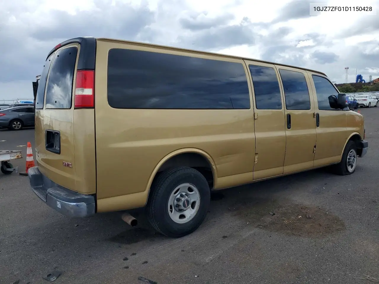 2013 GMC Savana G3500 Ls VIN: 1GJZ7ZFG1D1150428 Lot: 57135496