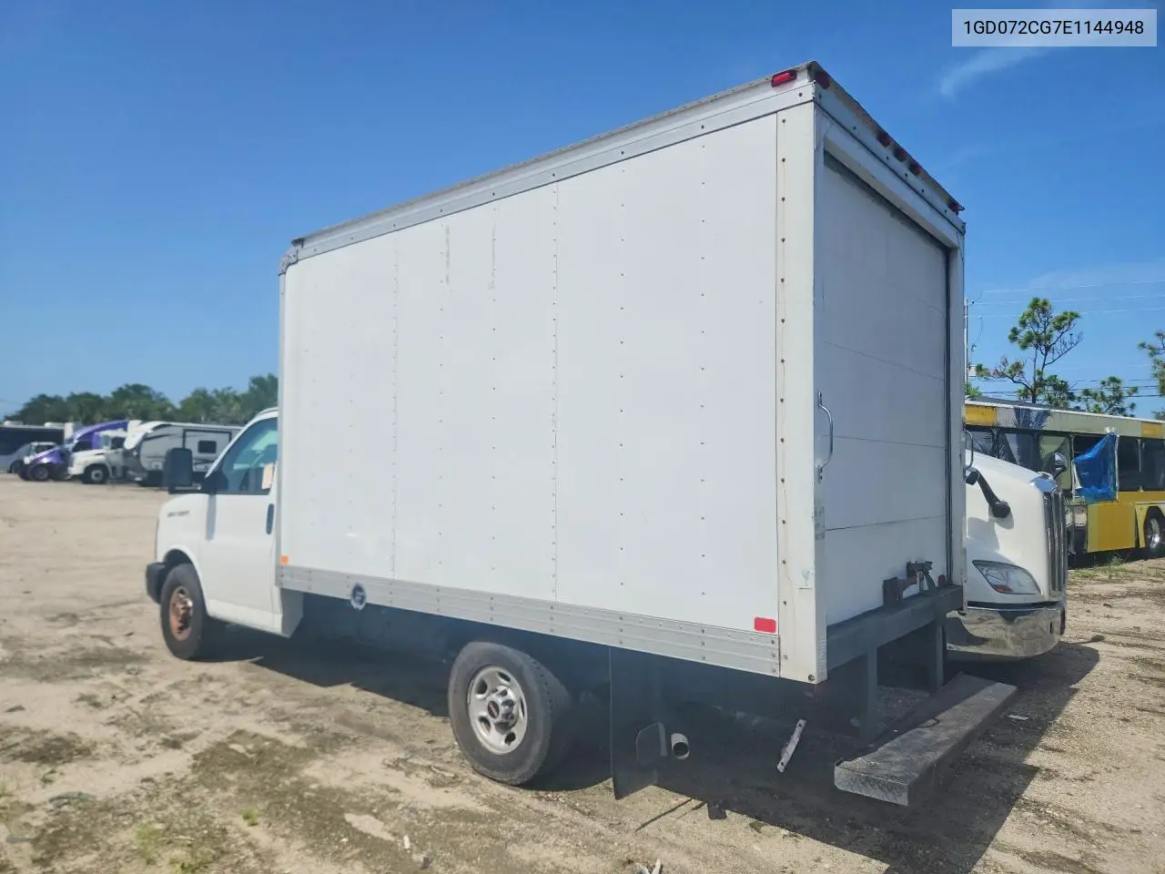 2014 GMC Savana Box Truck VIN: 1GD072CG7E1144948 Lot: 56193286