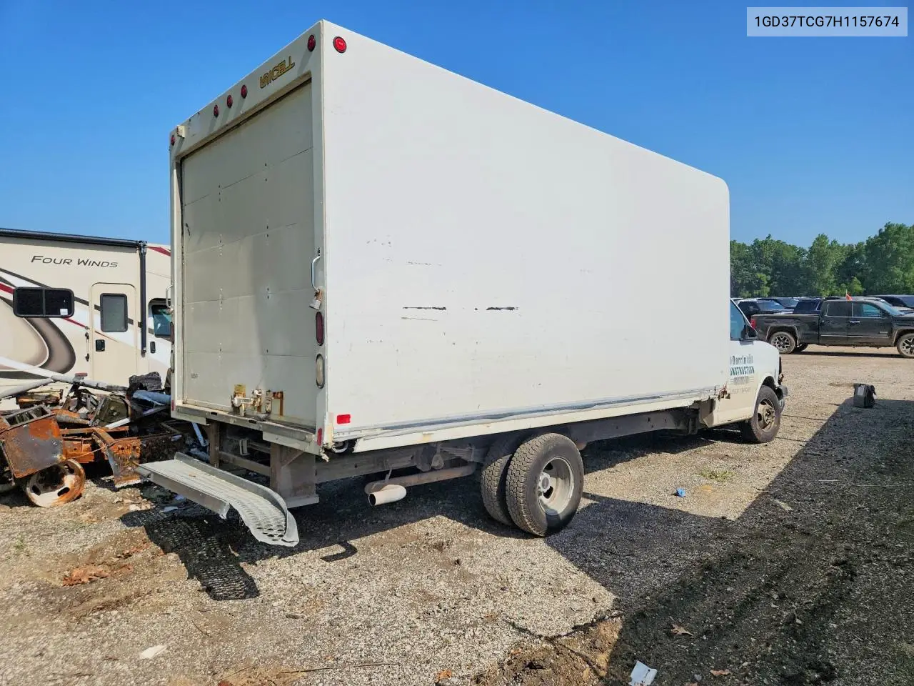 2017 GMC Savana Box Truck VIN: 1GD37TCG7H1157674 Lot: 58985626