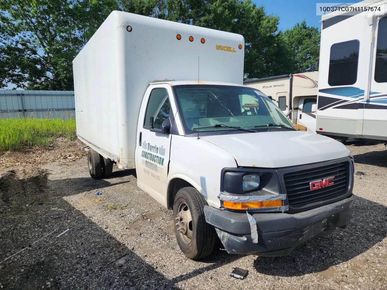 2017 GMC Savana Box Truck VIN: 1GD37TCG7H1157674 Lot: 58985626