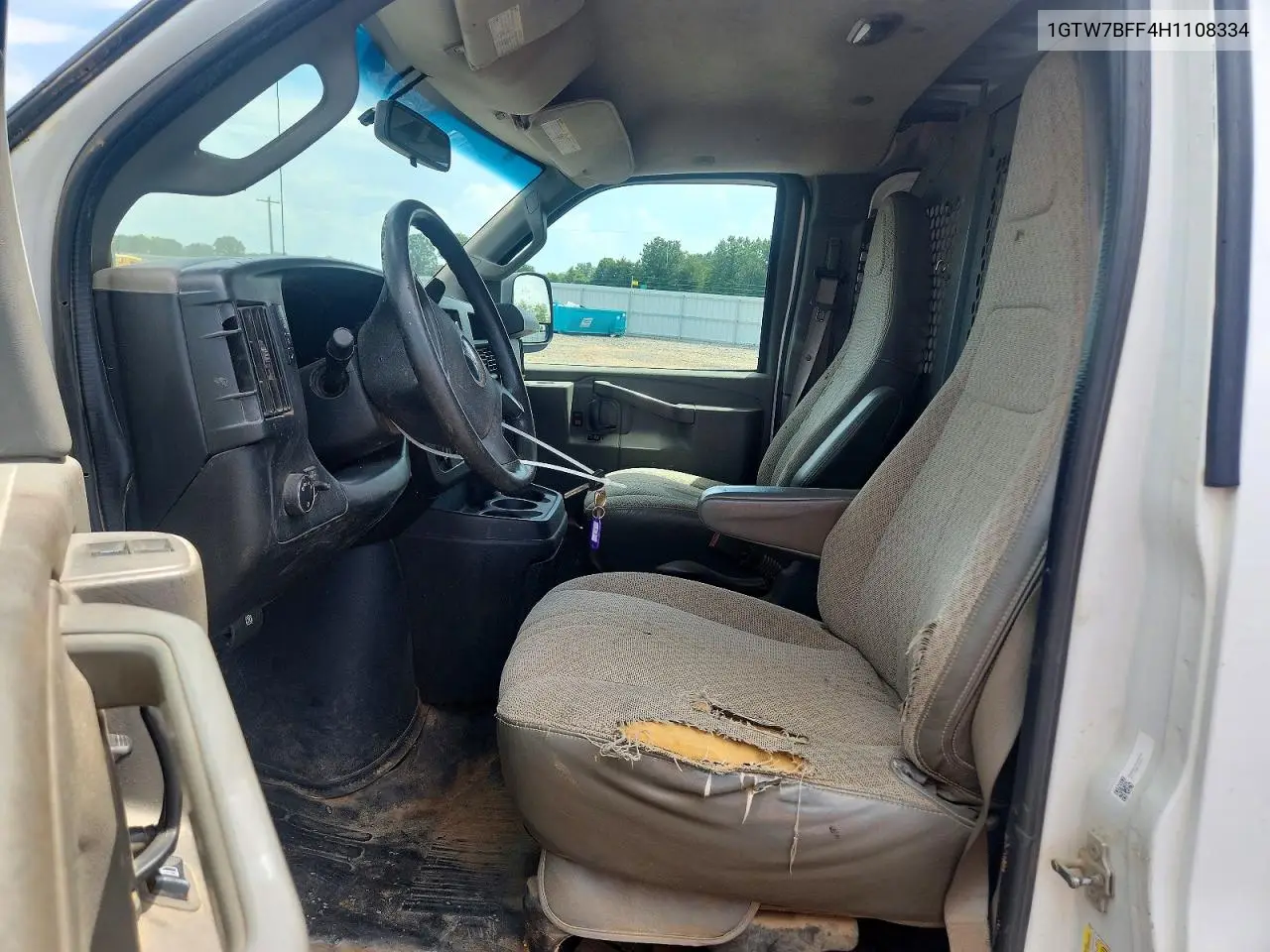 2017 GMC Savana G2500 VIN: 1GTW7BFF4H1108334 Lot: 61571256