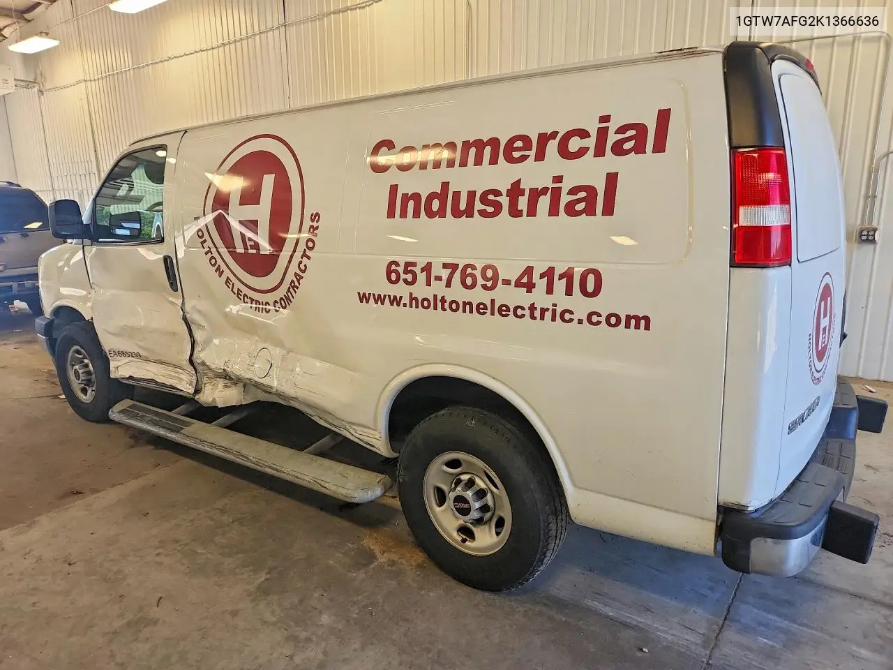 2019 GMC Savana G2500 VIN: 1GTW7AFG2K1366636 Lot: 60627286