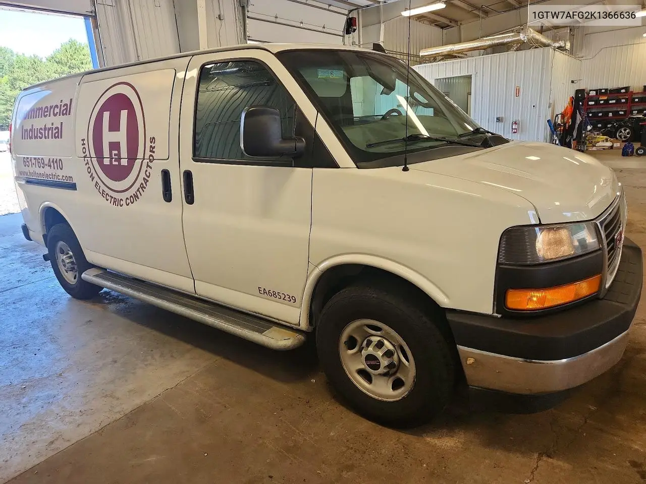 2019 GMC Savana G2500 VIN: 1GTW7AFG2K1366636 Lot: 60627286