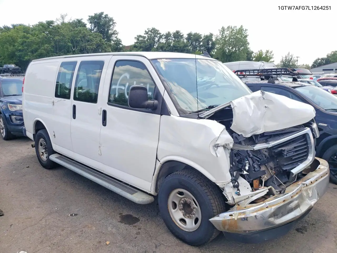 2020 GMC Savana 2500 Cargo Delivery Van VIN: 1GTW7AFG7L1264251 Lot: 60631196