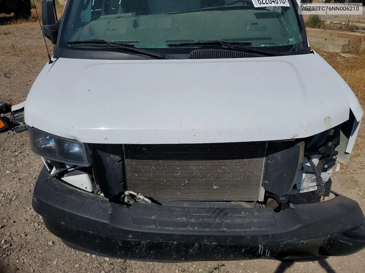 2022 GMC Savana Cut - Box Truck VIN: 7GZ37TC76NN006210 Lot: 62264816