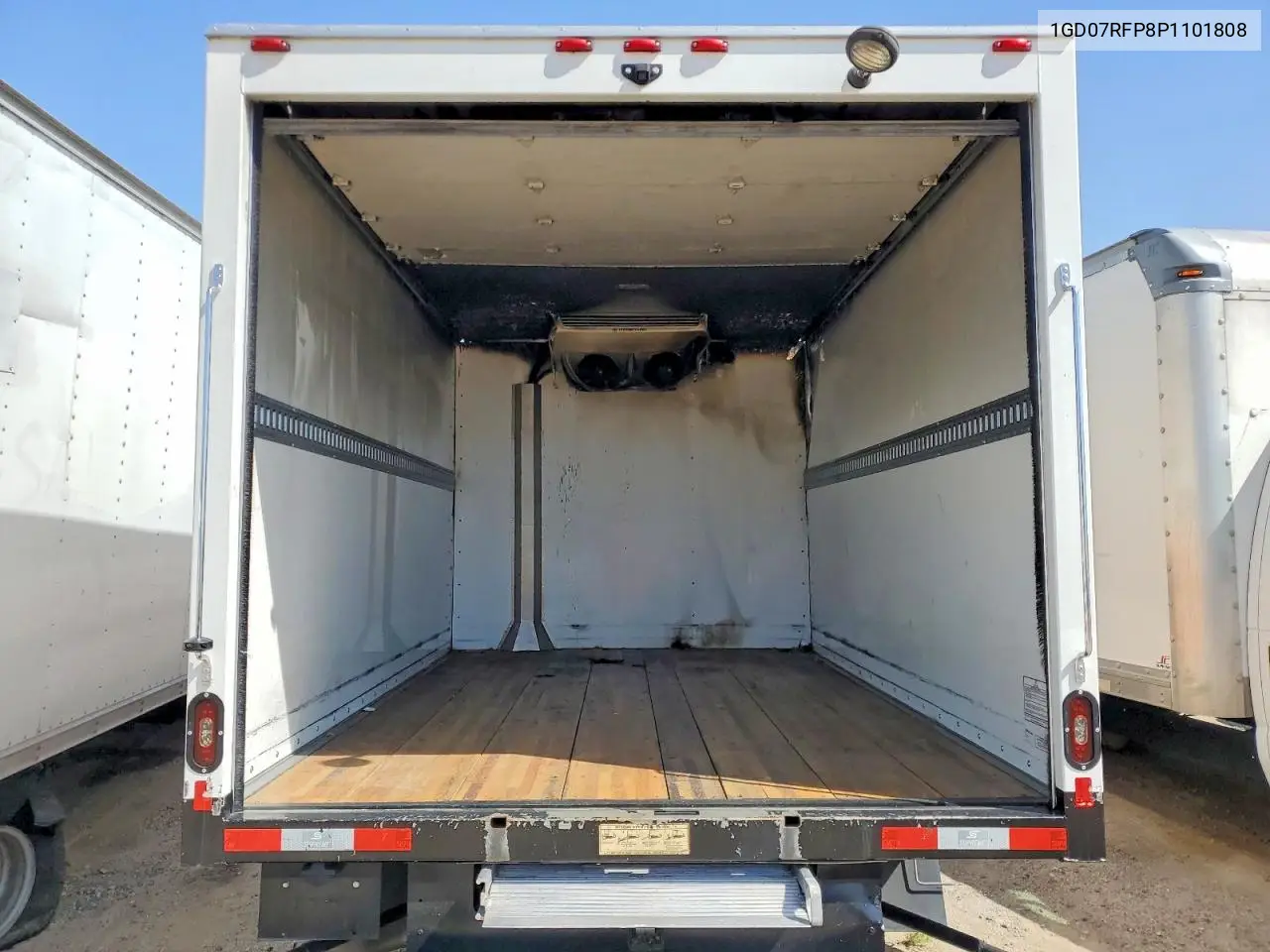 2023 GMC Savana Cutaway G3500 VIN: 1GD07RFP8P1101808 Lot: 50460356