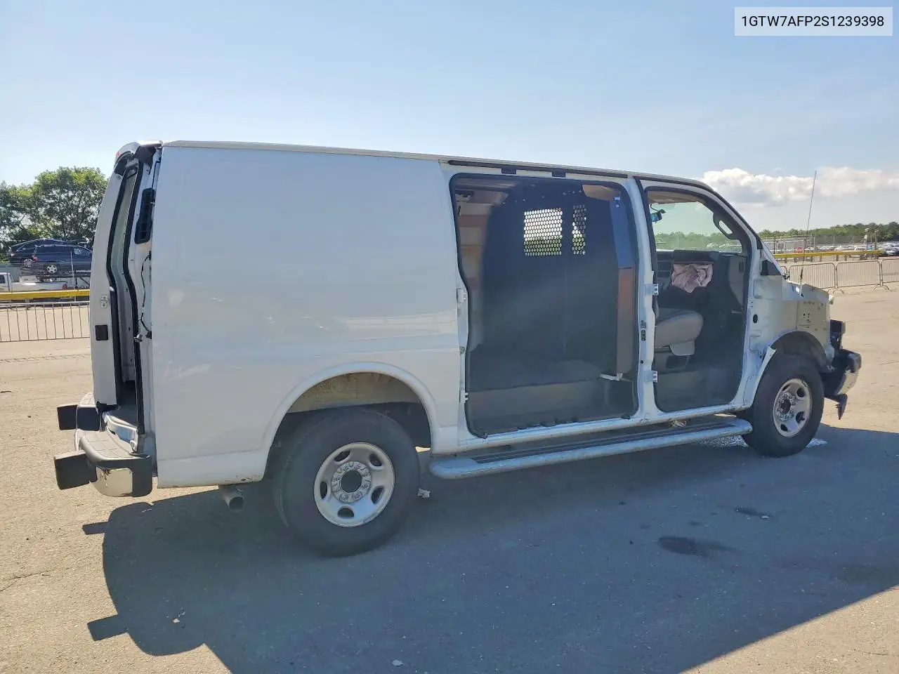 2025 GMC Savana G2500 VIN: 1GTW7AFP2S1239398 Lot: 61809766