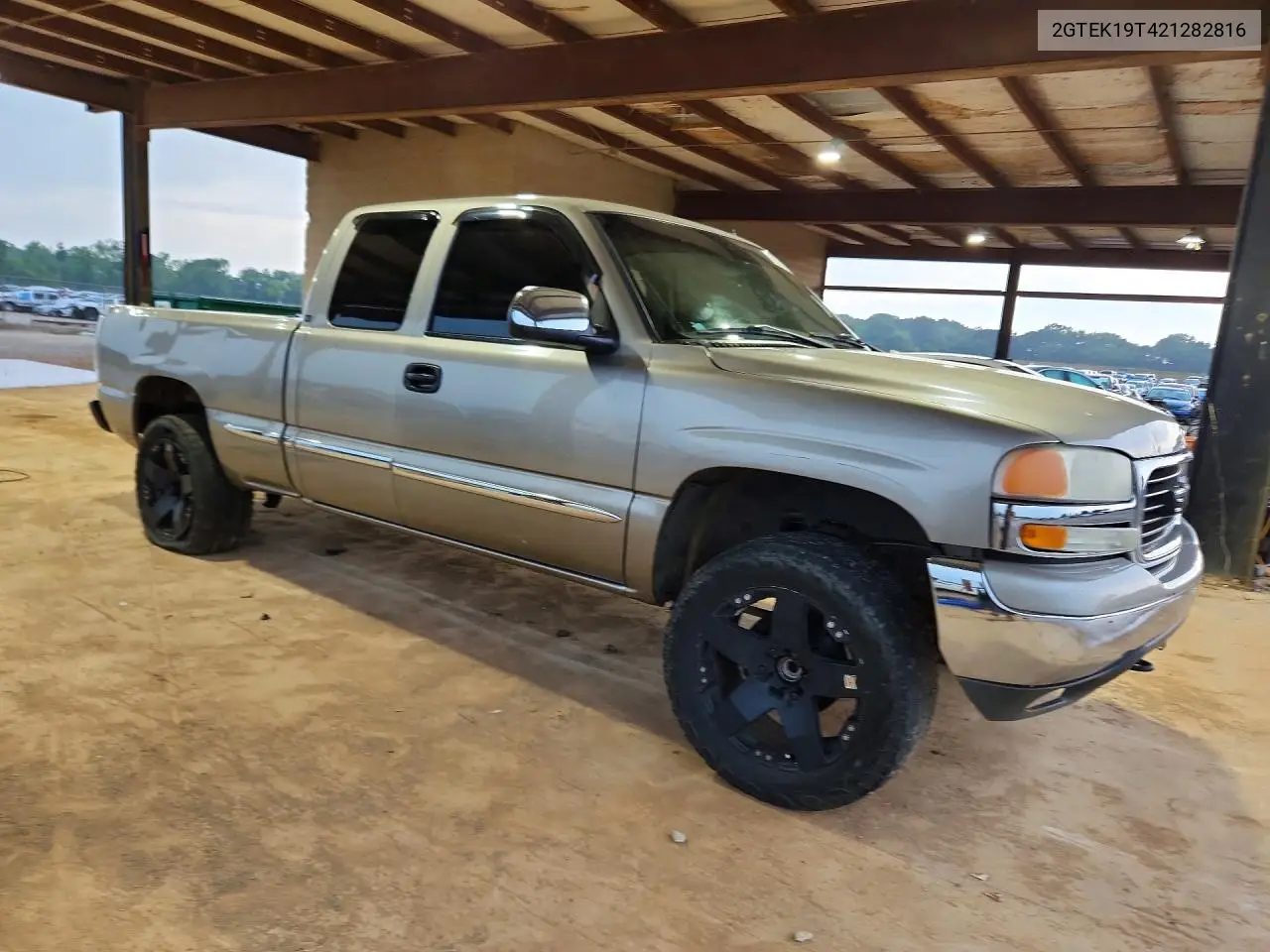2002 GMC New Sierra K1500 VIN: 2GTEK19T421282816 Lot: 60321146